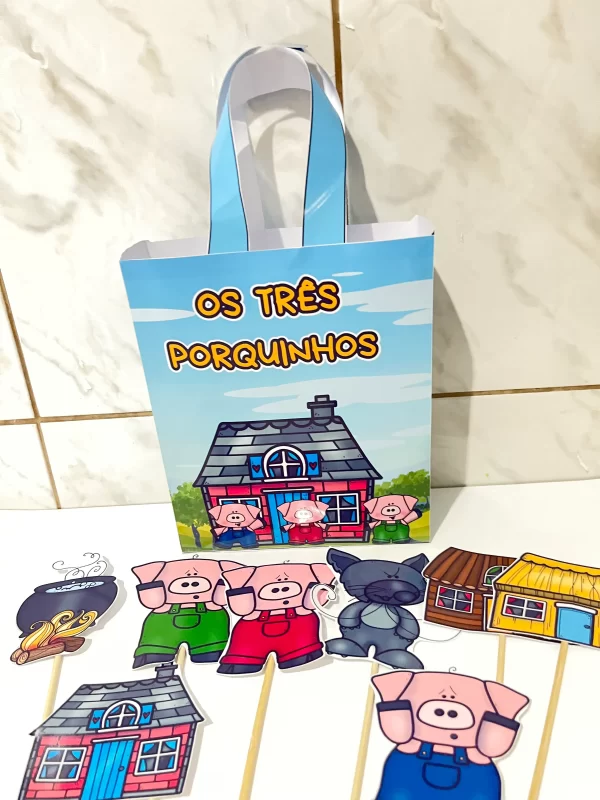 Sacolinha  Teatral TRÊS PORQUINHOS!